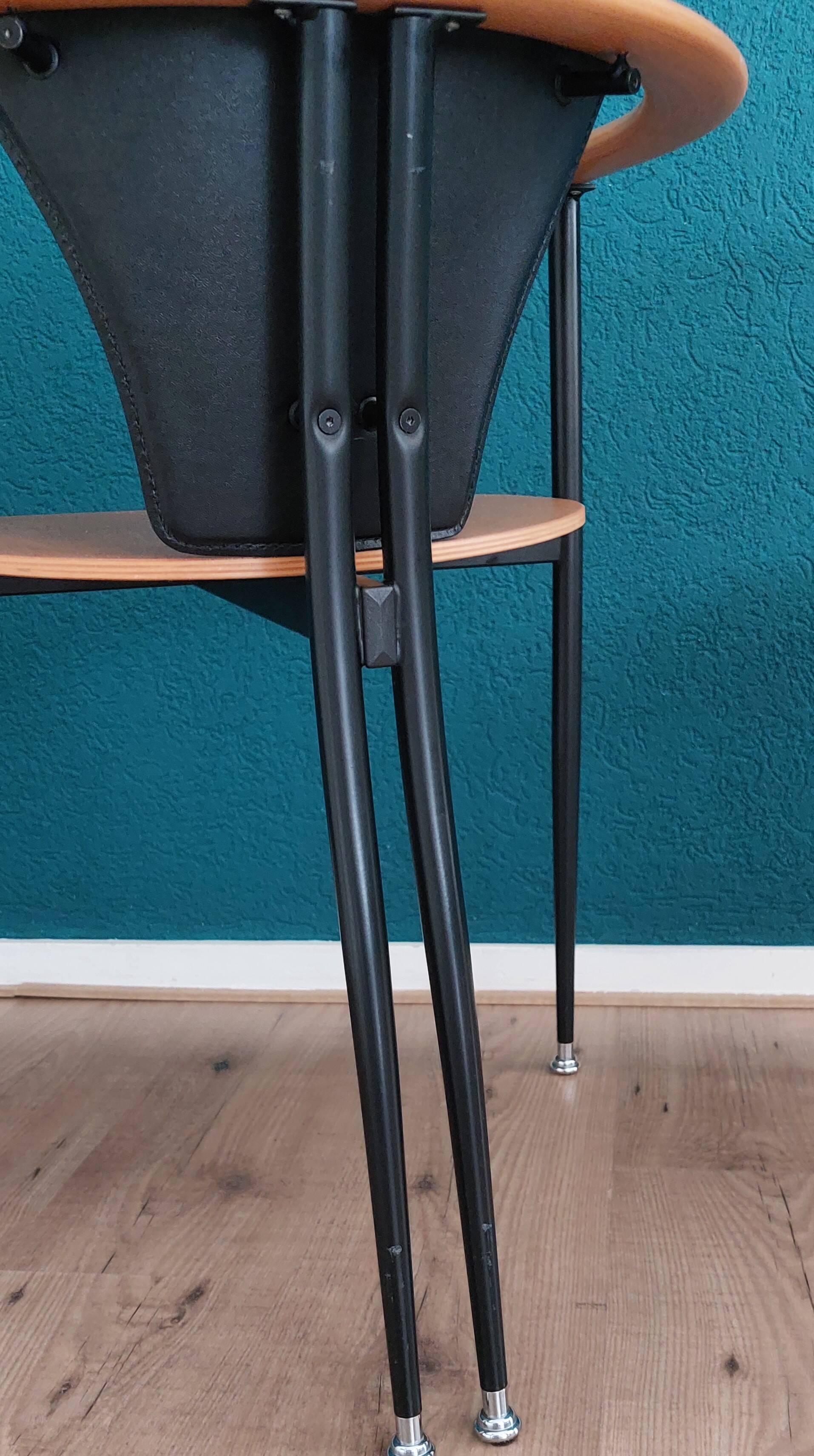 Set of 4 Postmodern Dining Chairs, 1980's.