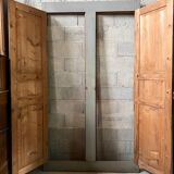 Façade de placard fin XIXem, double portes + cadre en sapin peint
