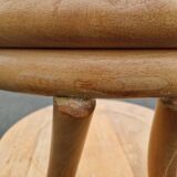 Set of 4 solid organic chairs