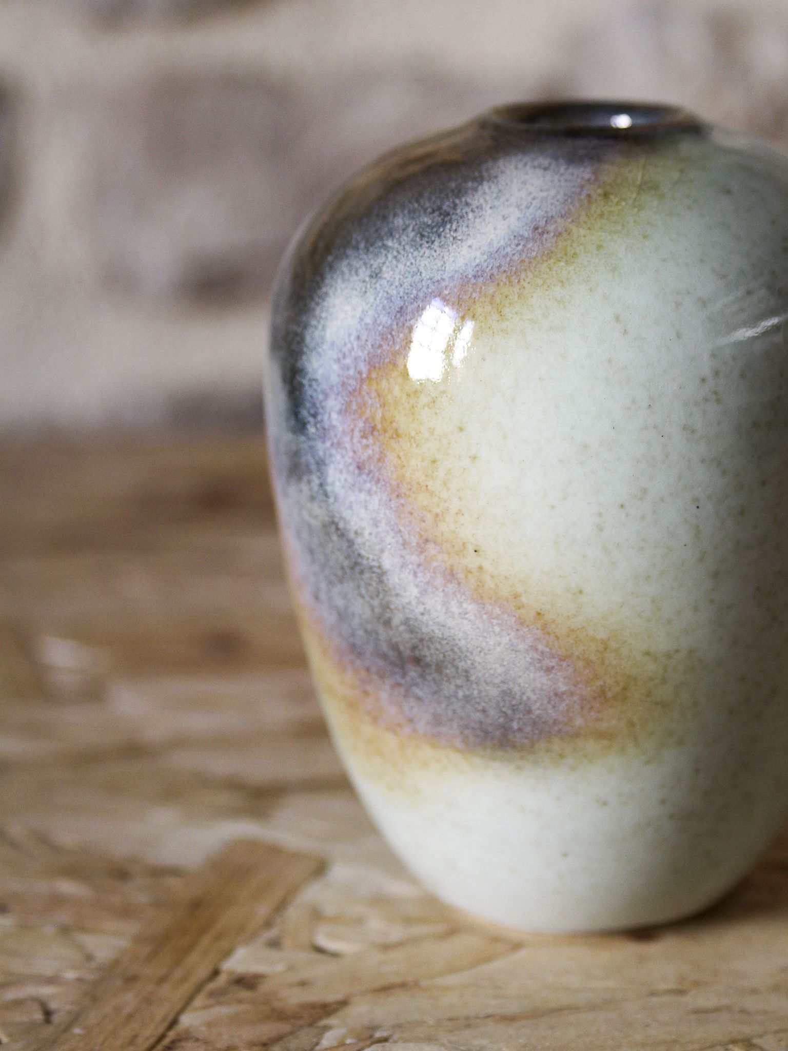 Vase en porcelaine émaillé Paul Beckrich