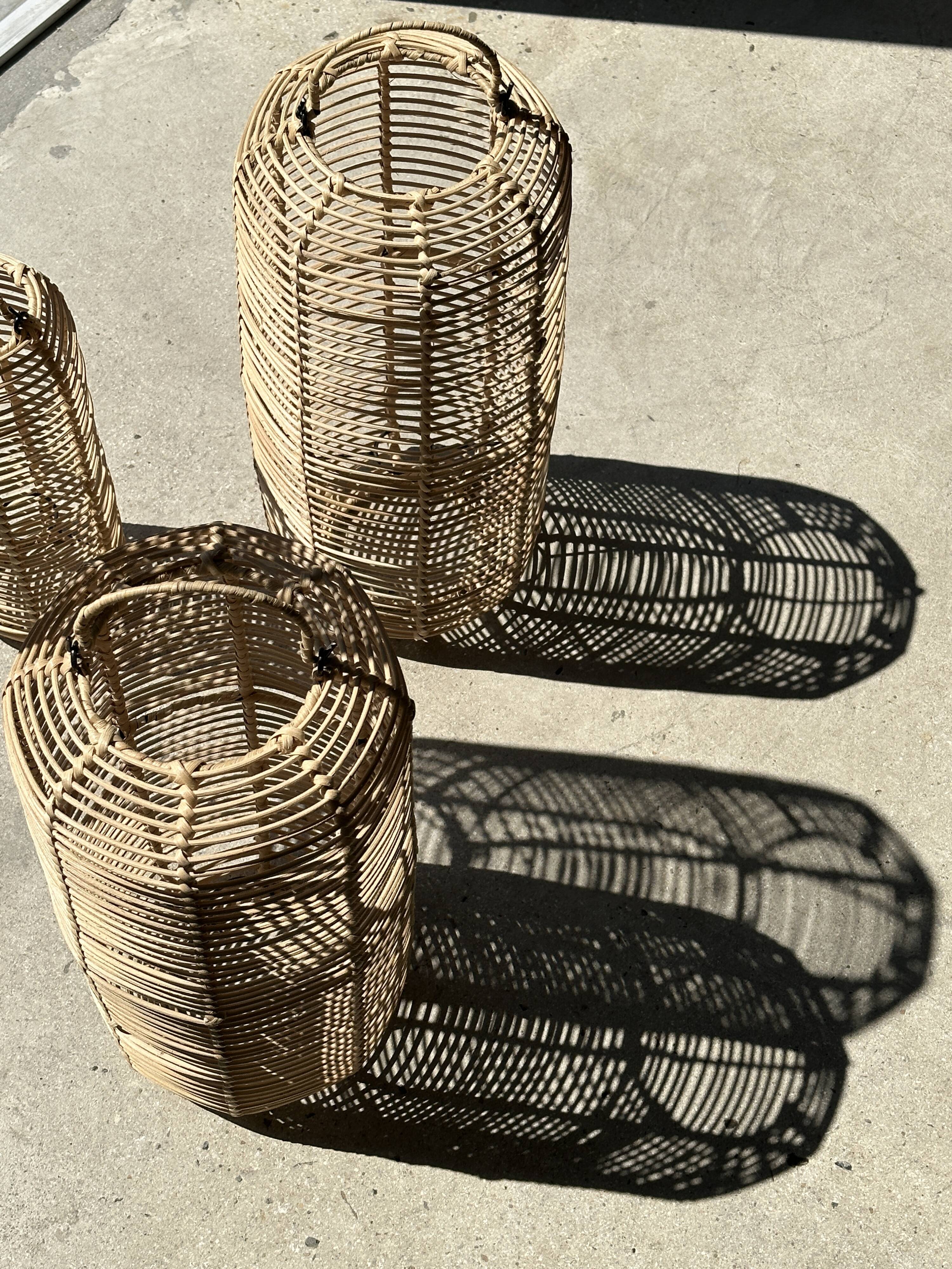 Large lantern-shaped rattan pendant lamp H50 D24