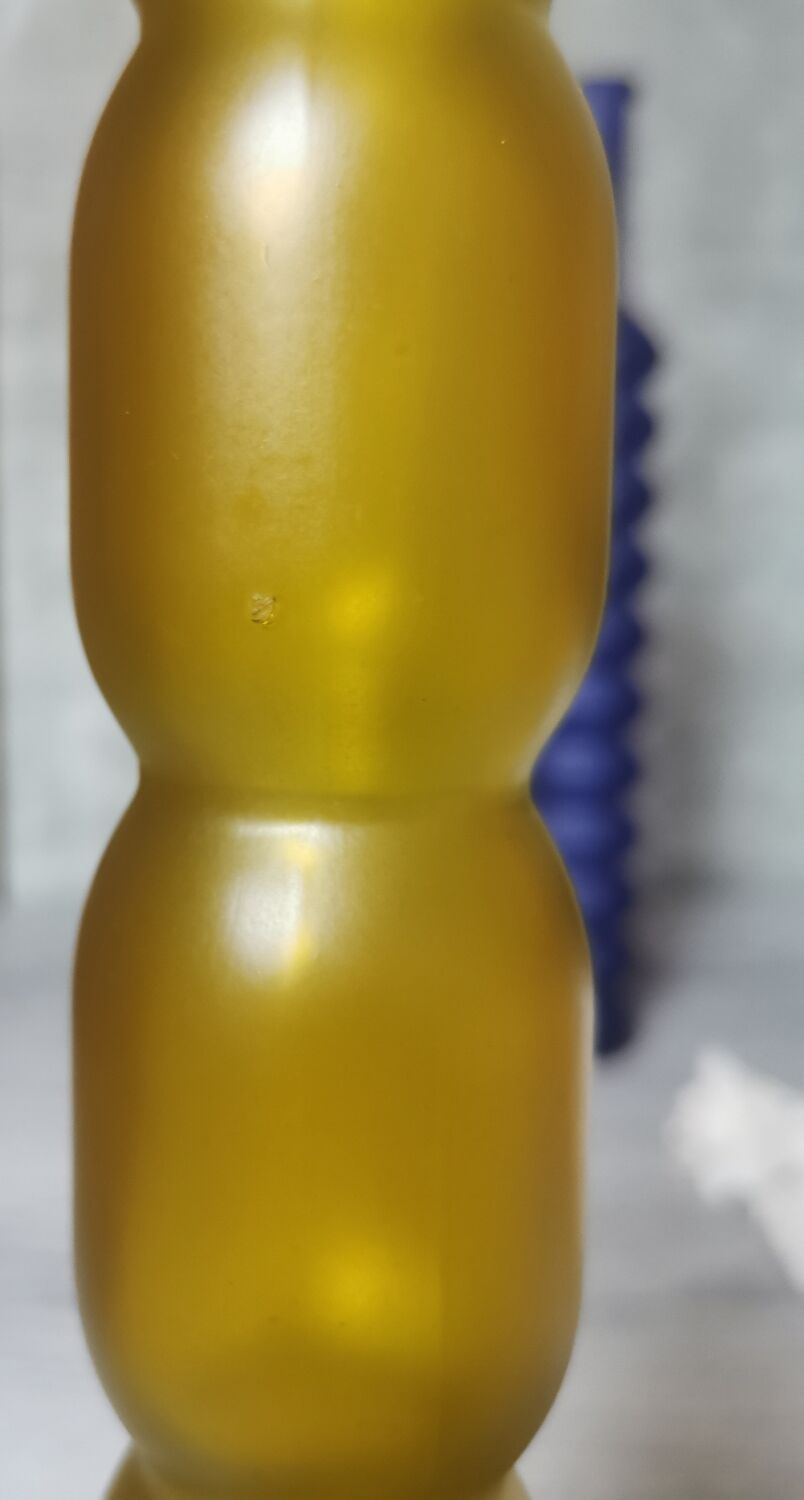 Corrugated glass soliflores