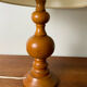Lampe en bois vintage