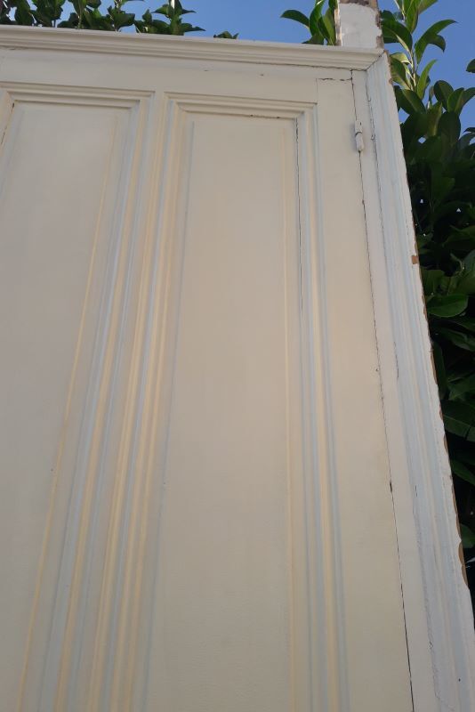 Haussmannian closet door