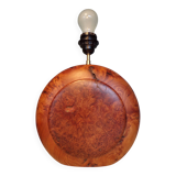 Lamp in elm or thuja wood.