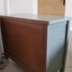 Commode vert de gris