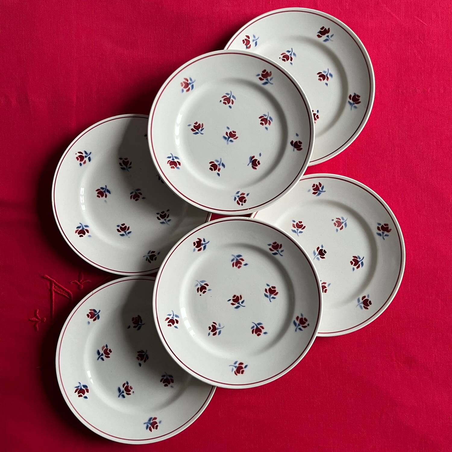 Saint Amand dessert plates