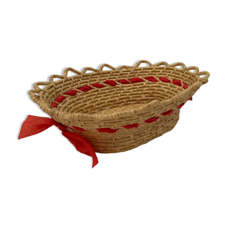 Empty basket vintage rattan pocket