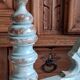 chaises en bois turquoise vintage