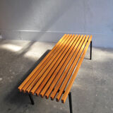 Banc en bois de cerisier, restauré