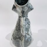 Pichet en barbotine caniche gris