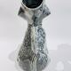 Pichet en barbotine caniche gris