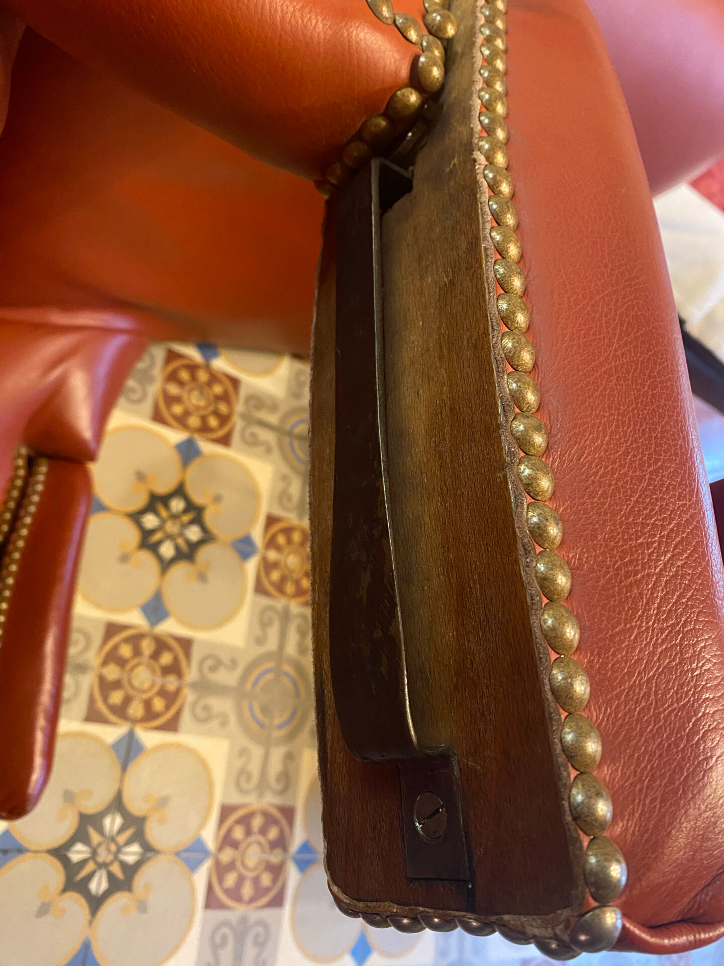 Reclining footrest chair