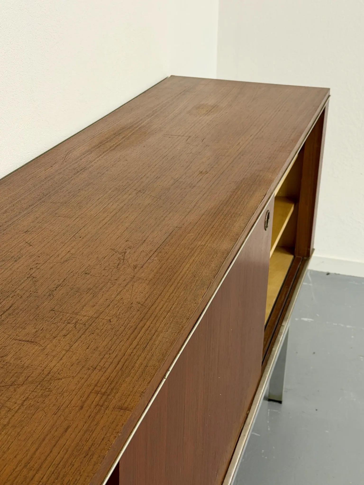 Large sideboard 1960s design Pieter De Bruyne V-Form vintage
