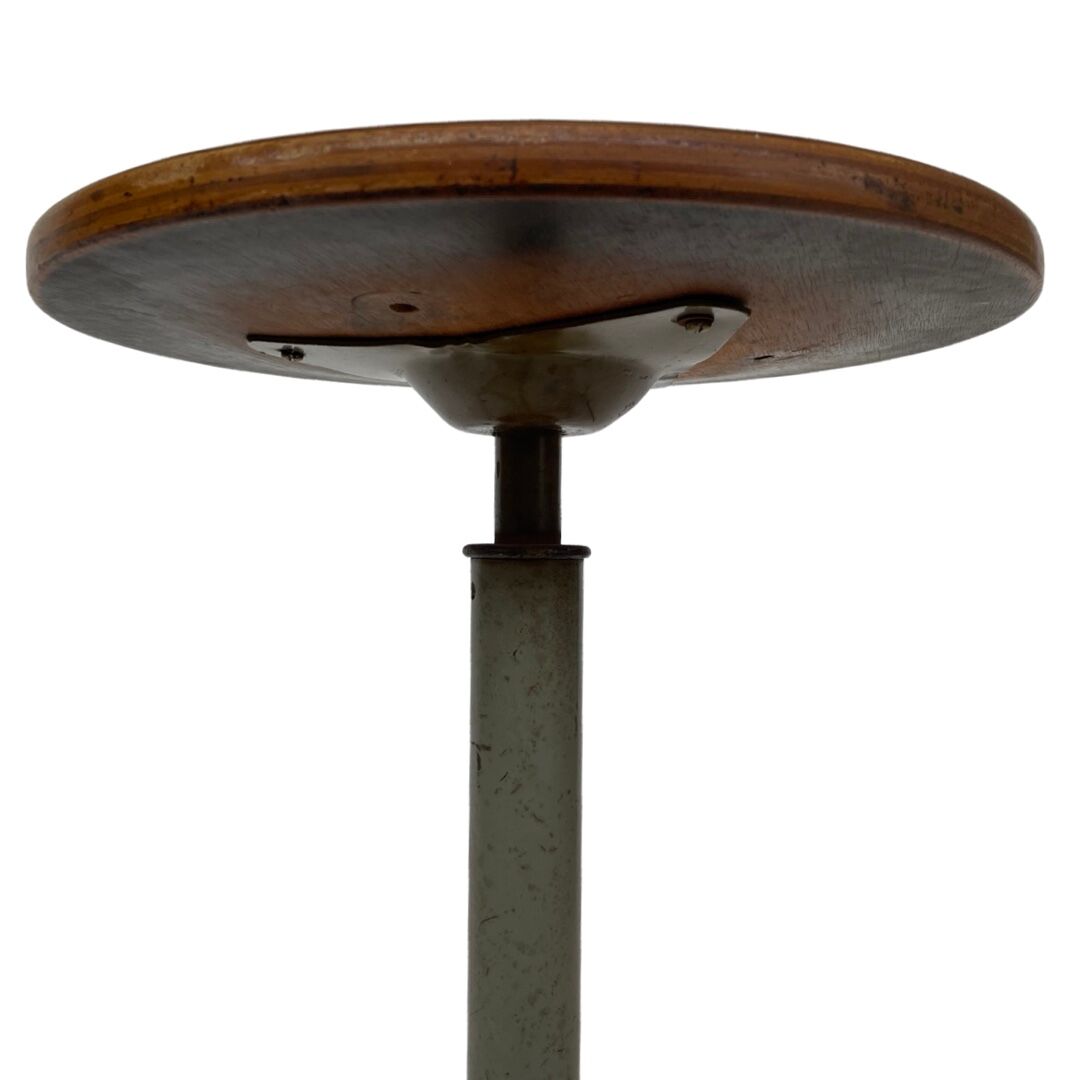 Vintage industrial workshop stool work stool adjustable in height 60's design