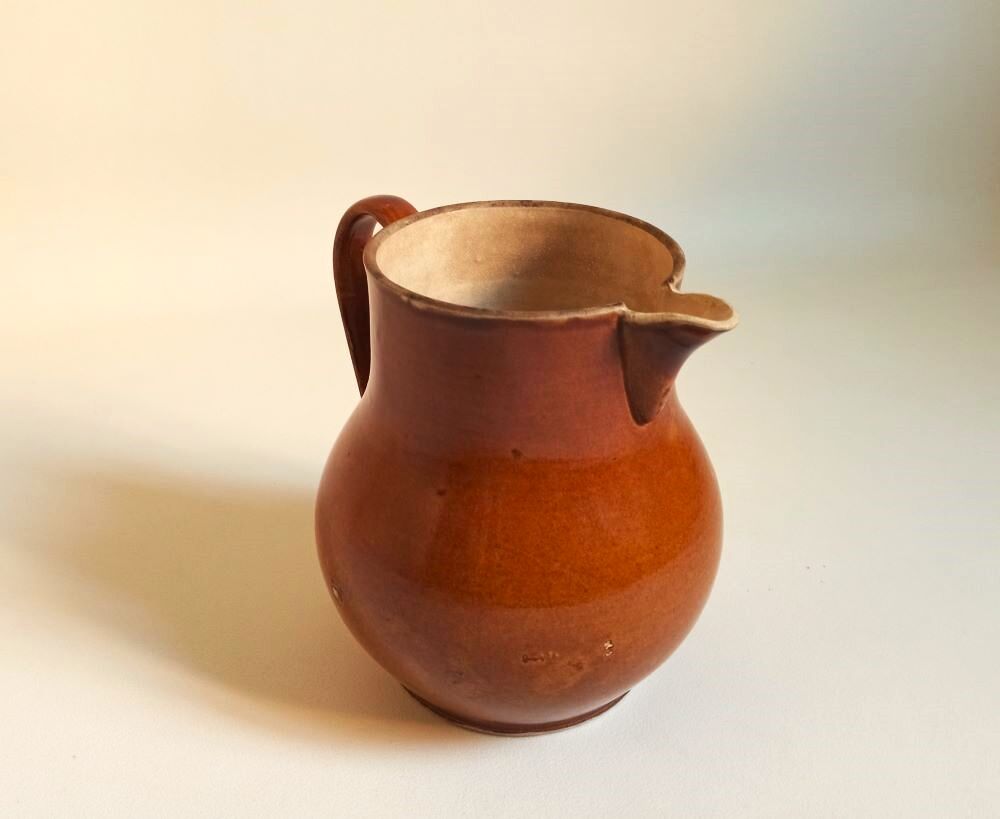 Water pitcher or wine pitcher 30s Capacity 3 liters