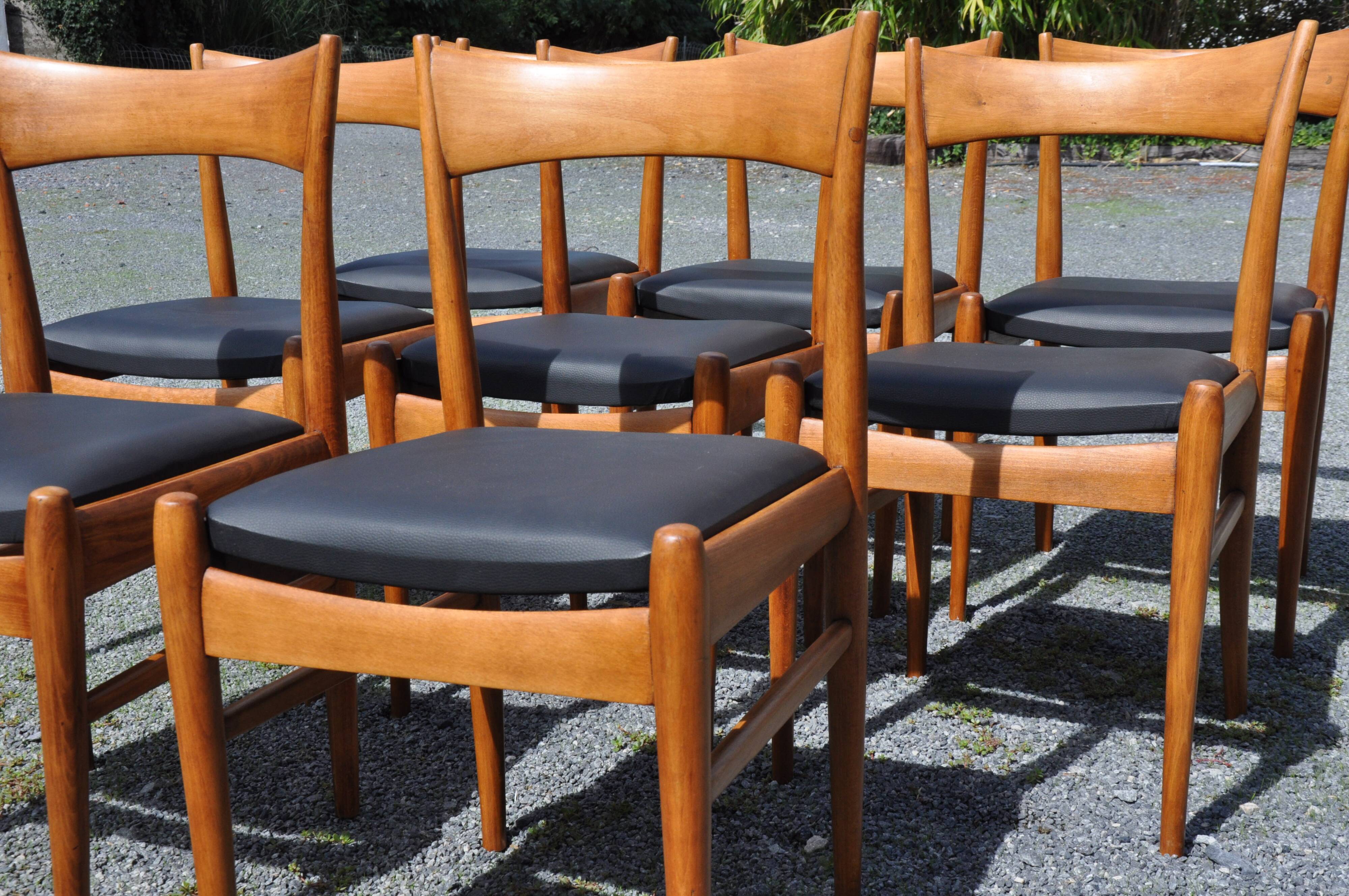 8 Scandinavian-style chairs