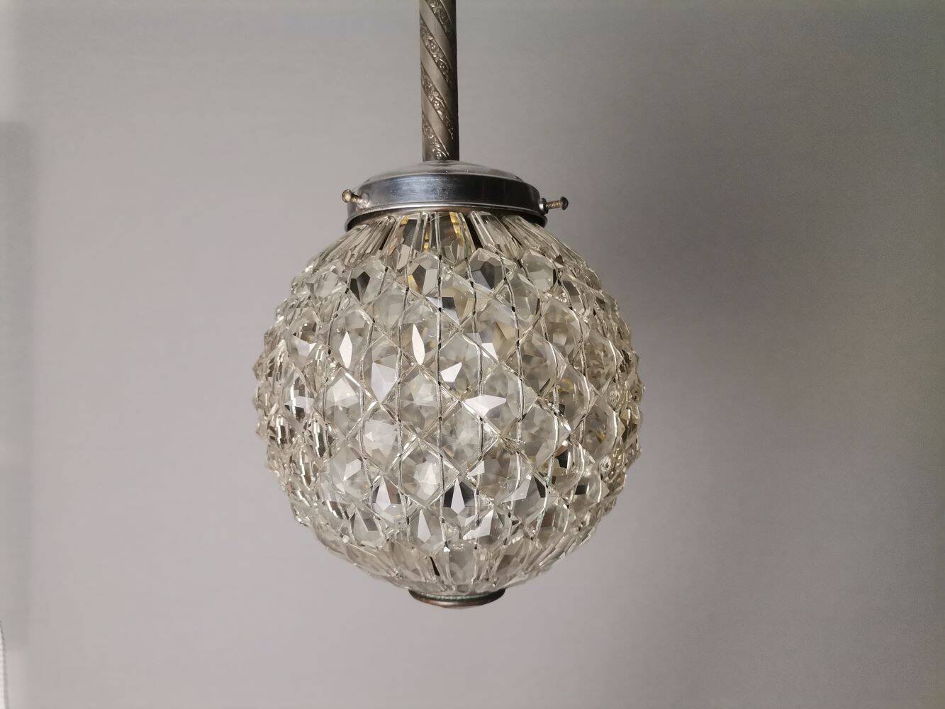 Portuguese Mid Century clear crystal acrylic tall hanging lamp for high ceilings, 1960s