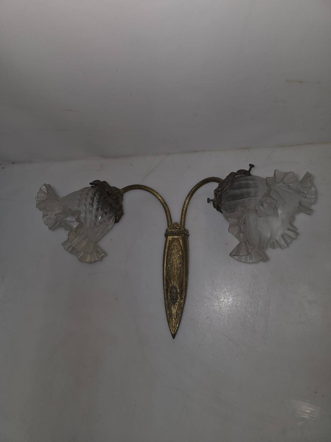 Double bronze wall light with glass tulips Art Deco