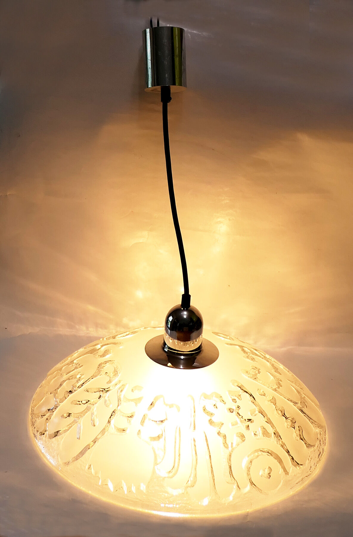 Suspension Peill & Putzler glass molded effect ice