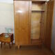 Armoire parisienne en chêne clair 1950 pied compas