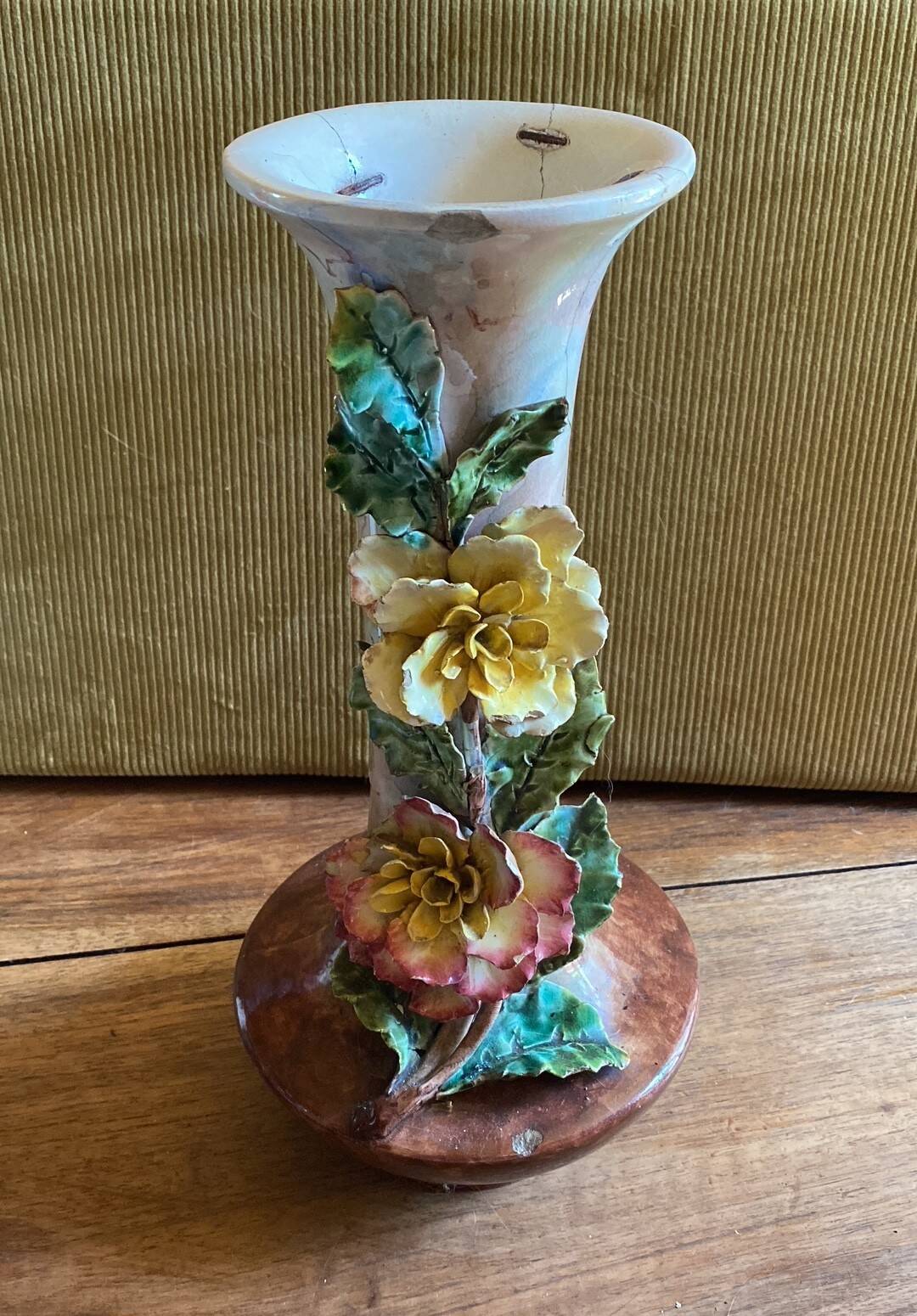 1880-1910: Majolica vase in Lille Fives