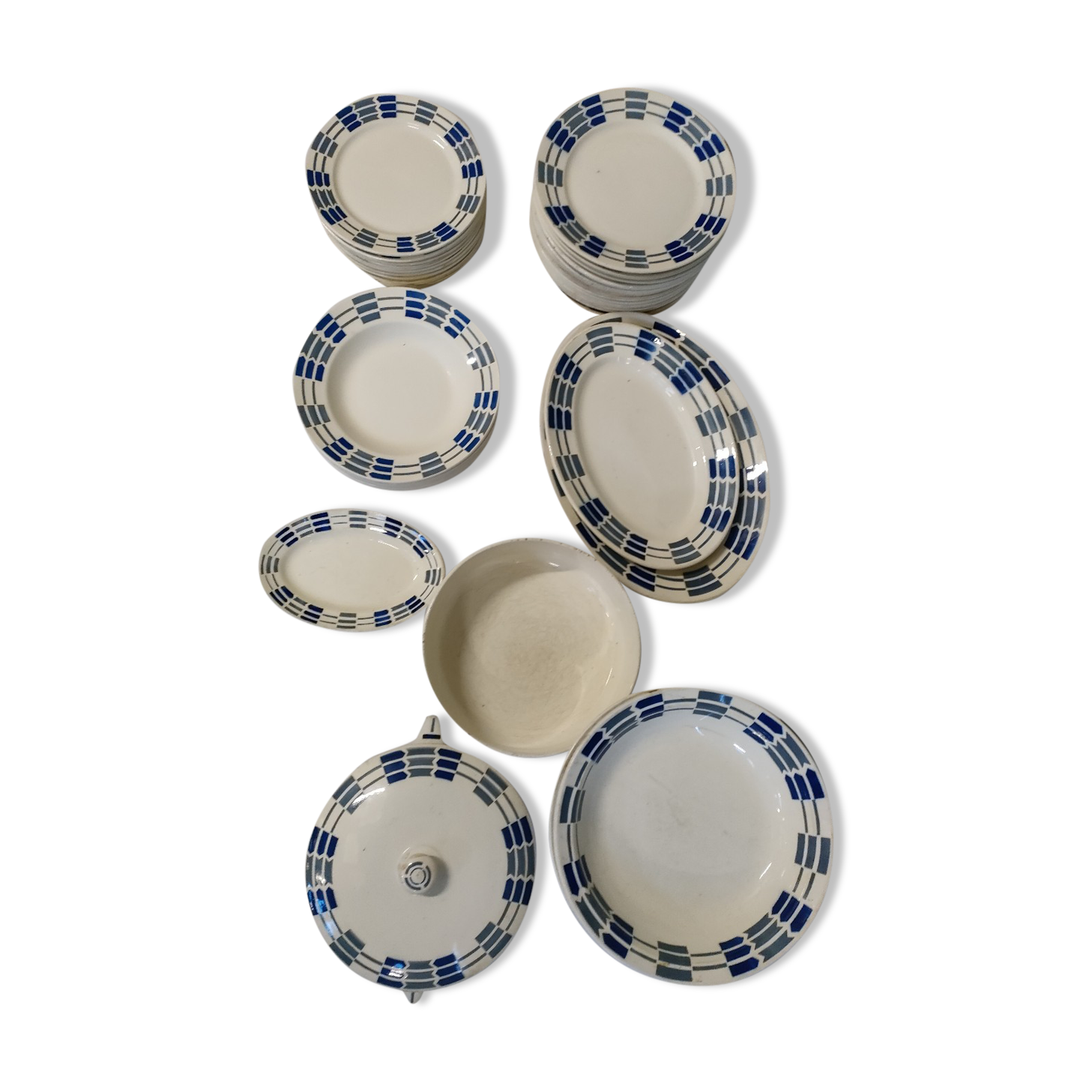 Service De Table Badonvillier – Motif Medalia – Porcelaine Française – Années 1960