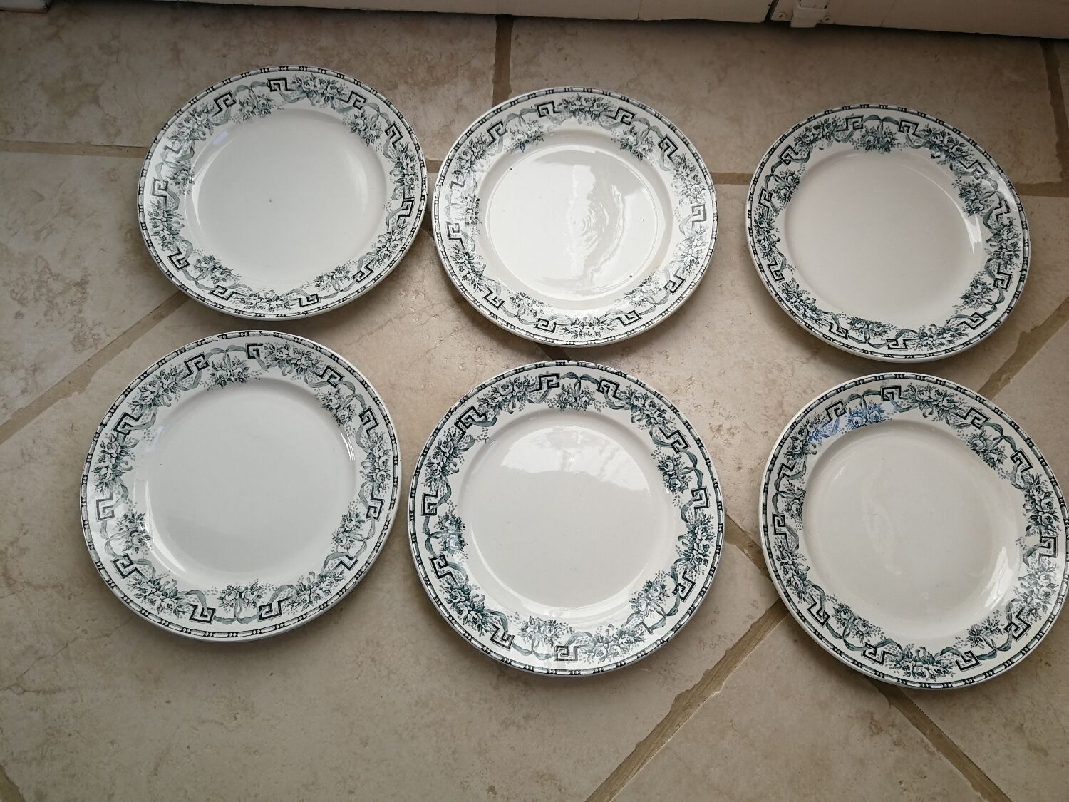 Set of dessert plates Moulins des Loups and Hamage