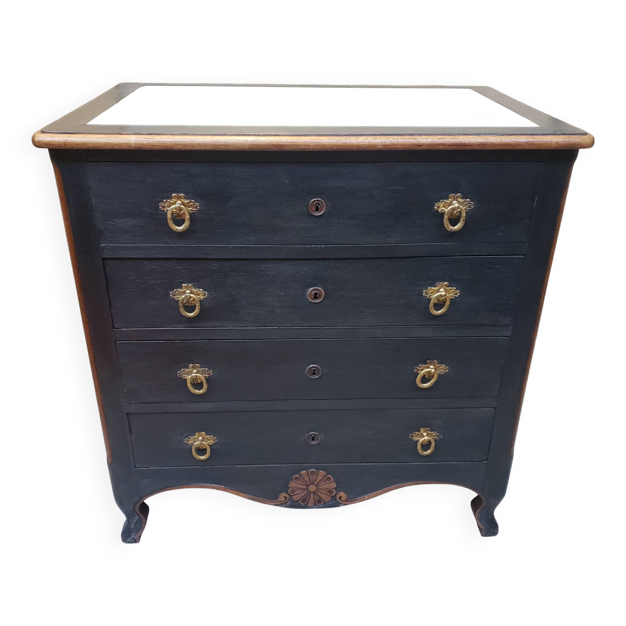 4 drawer chest of drawers