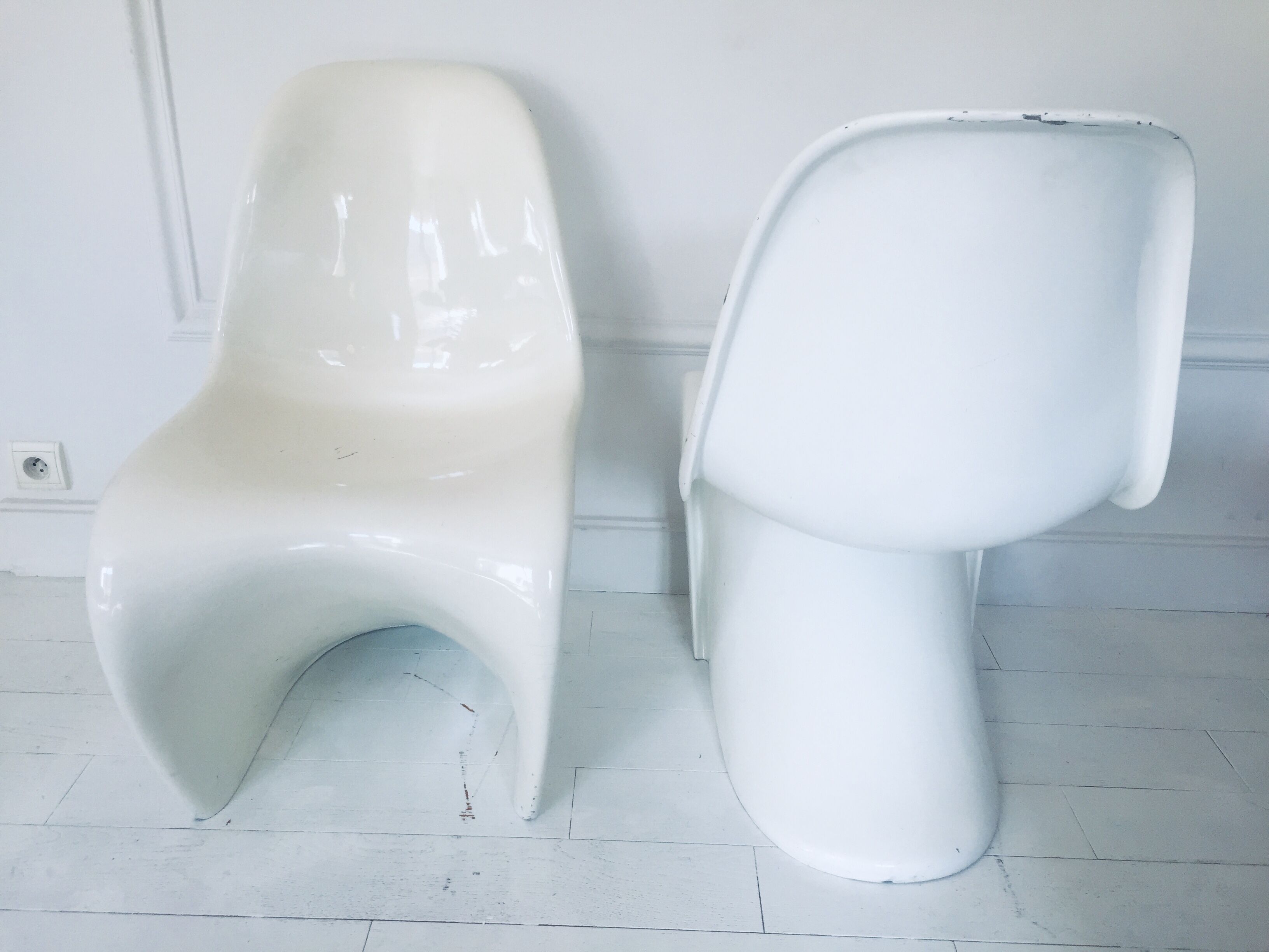 Pair of Verner Panton S chairs in fiberglass, Series 1, 1967