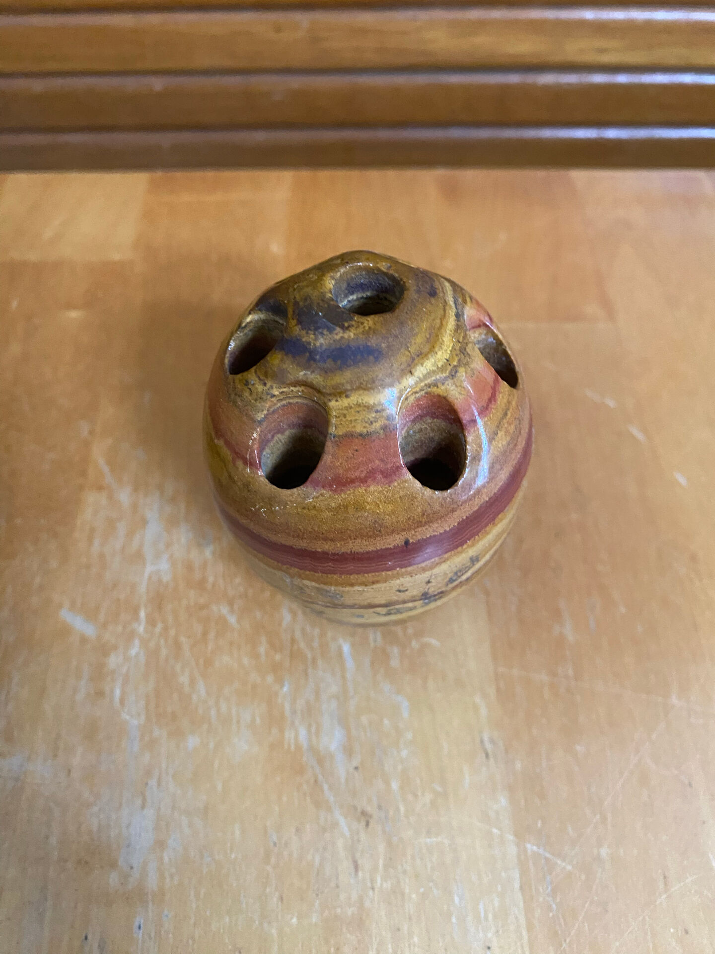 Vintage Hard Stone Onyx Egg Flower Holder