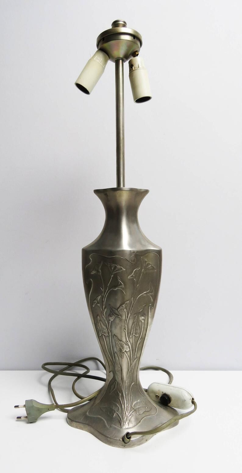 Vintage style pewter lamp base, potstainiers hutois