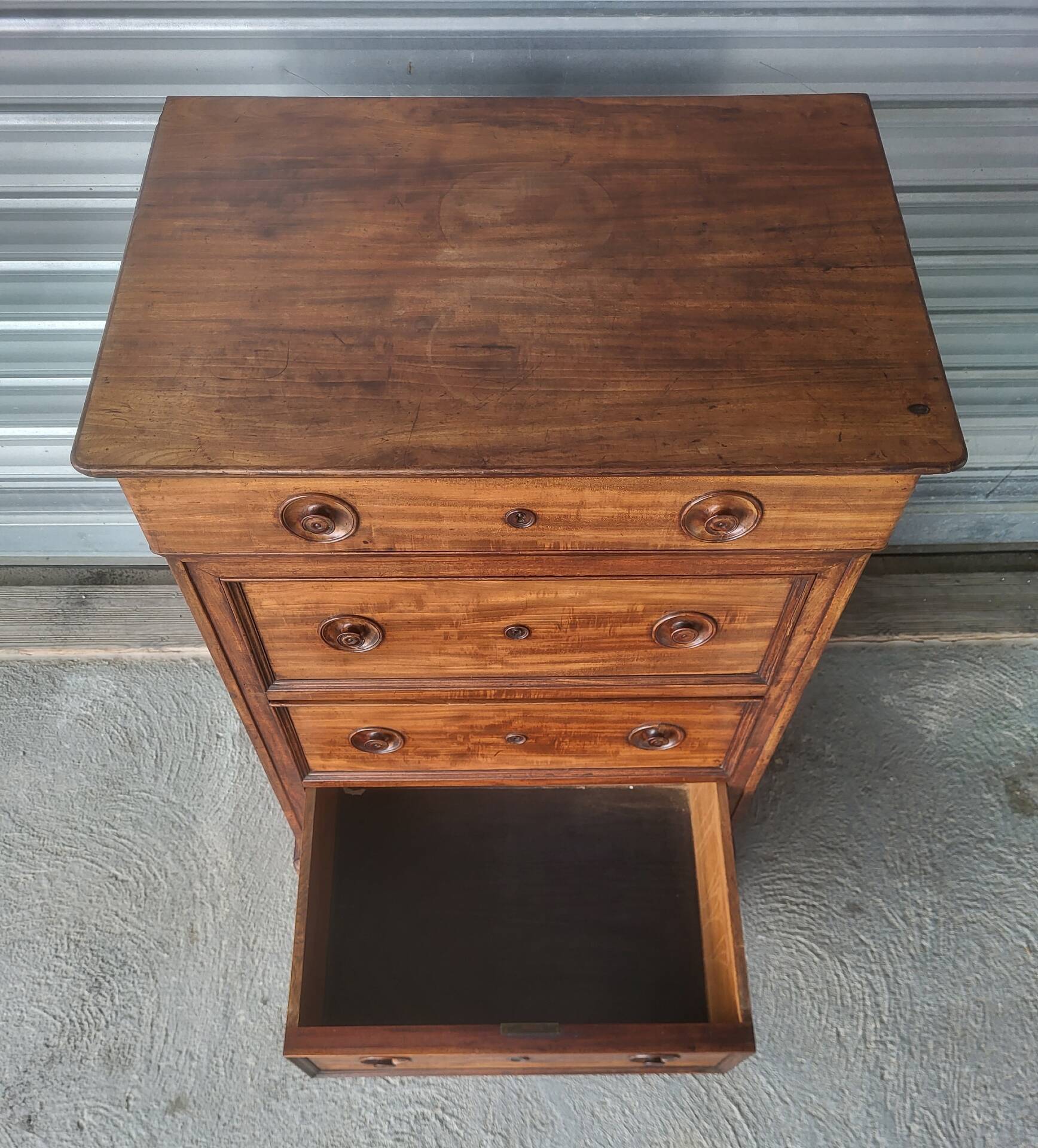 High chest of drawers Louis Philippe mid-19th century