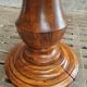 Table ronde ancienne en noyer 140 cm