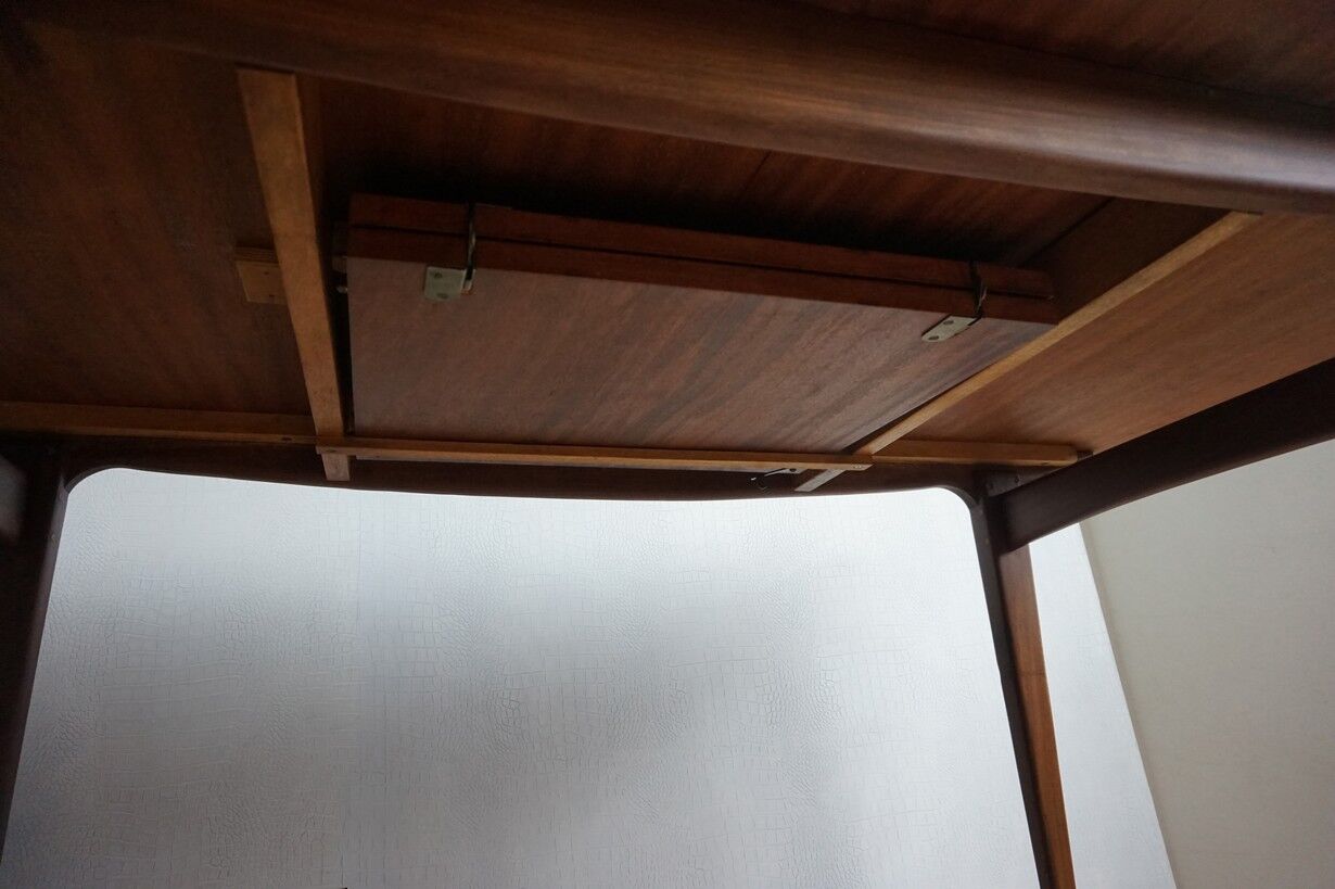 Louis van Teeffelen for Webe - Extendable teak dining table