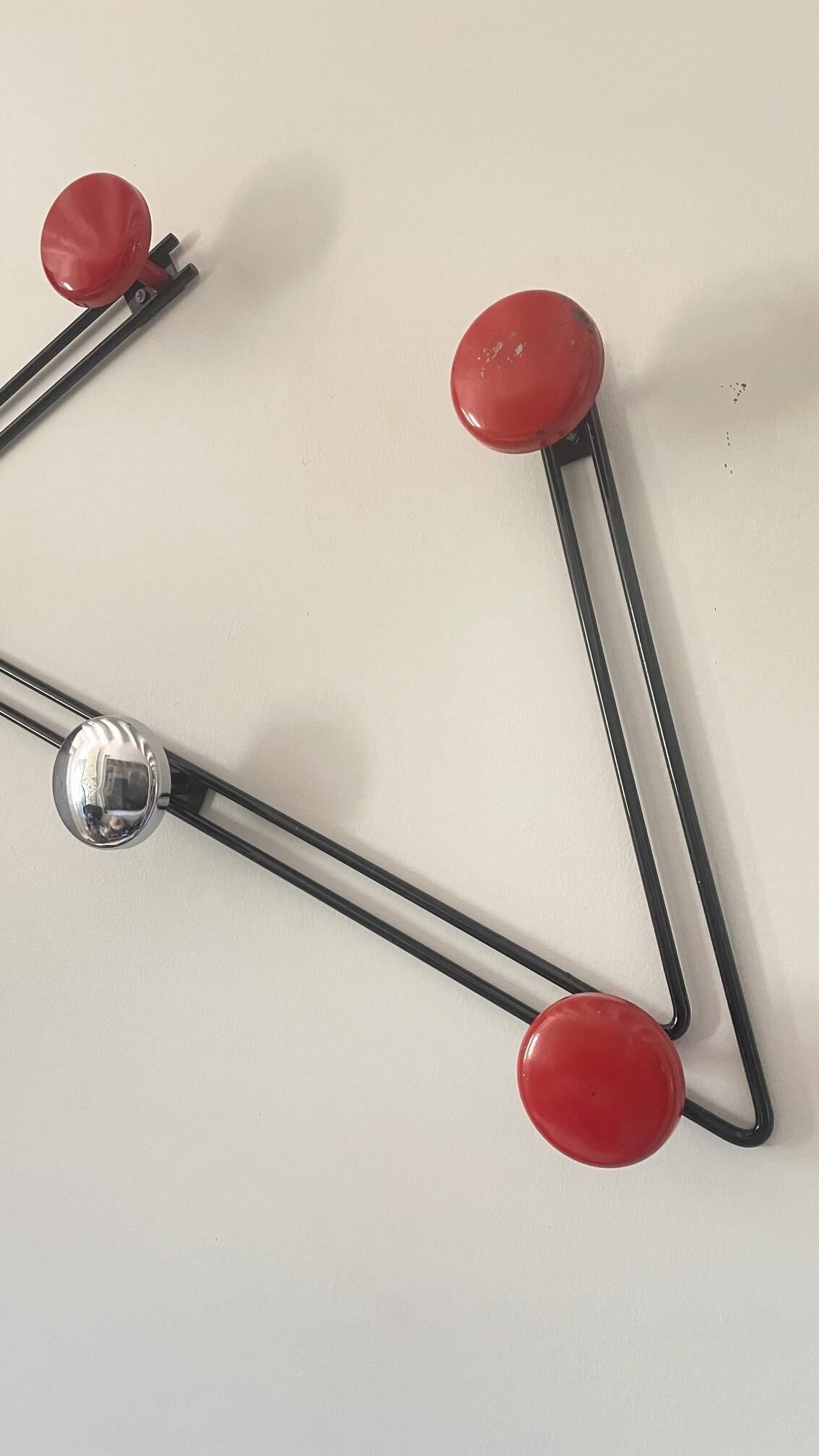 Portemanteau acier inspiration mategot