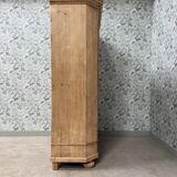 Antique pine bonnetière (renovated)