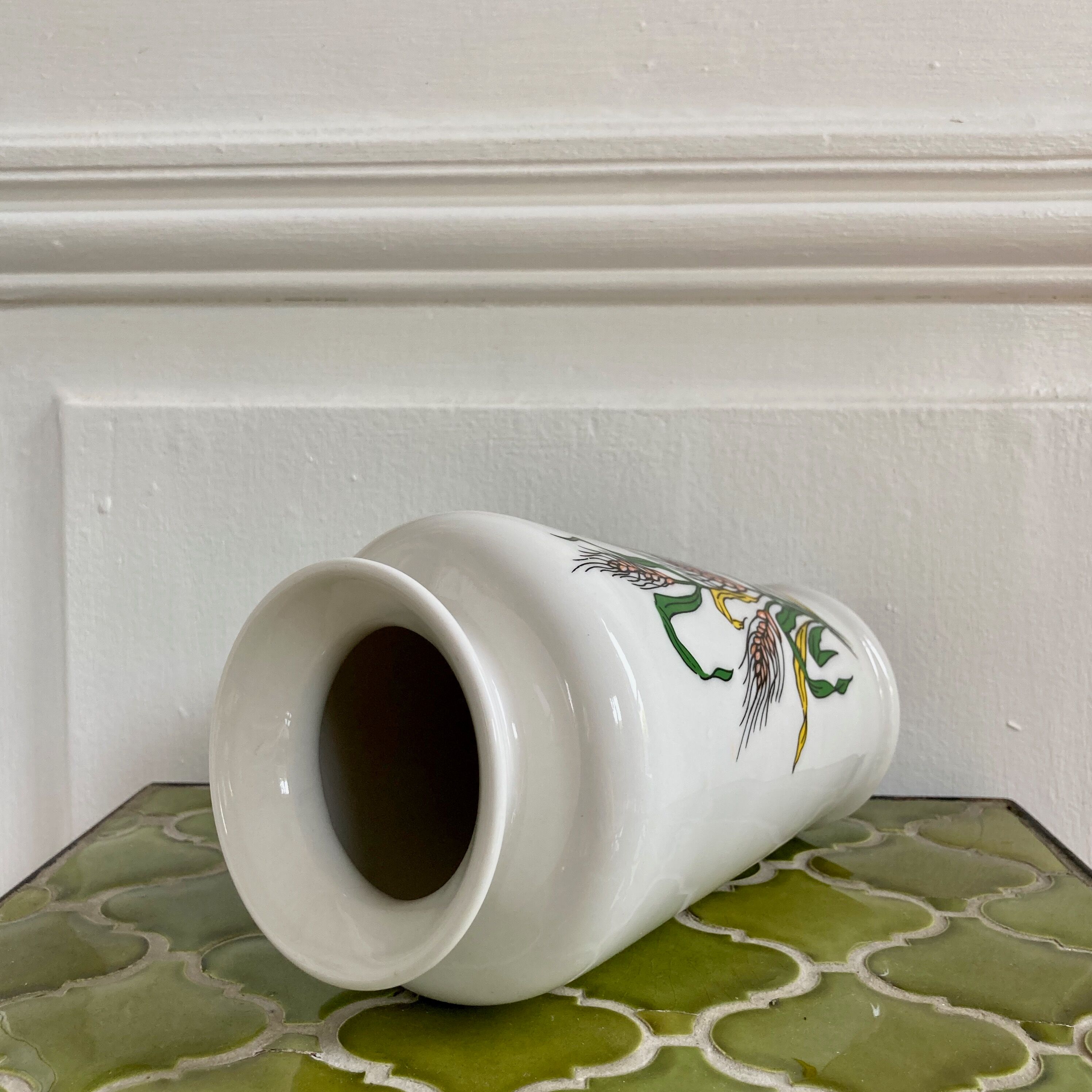 Porcelain vase botanical flowers
