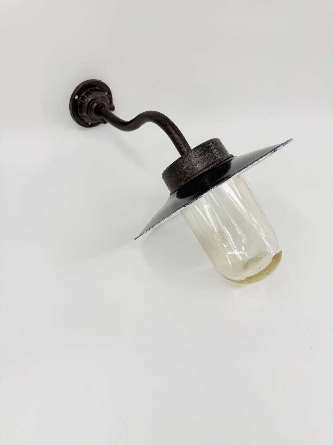 Lampe de cour