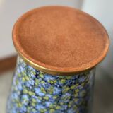 Decorative porcelain vase