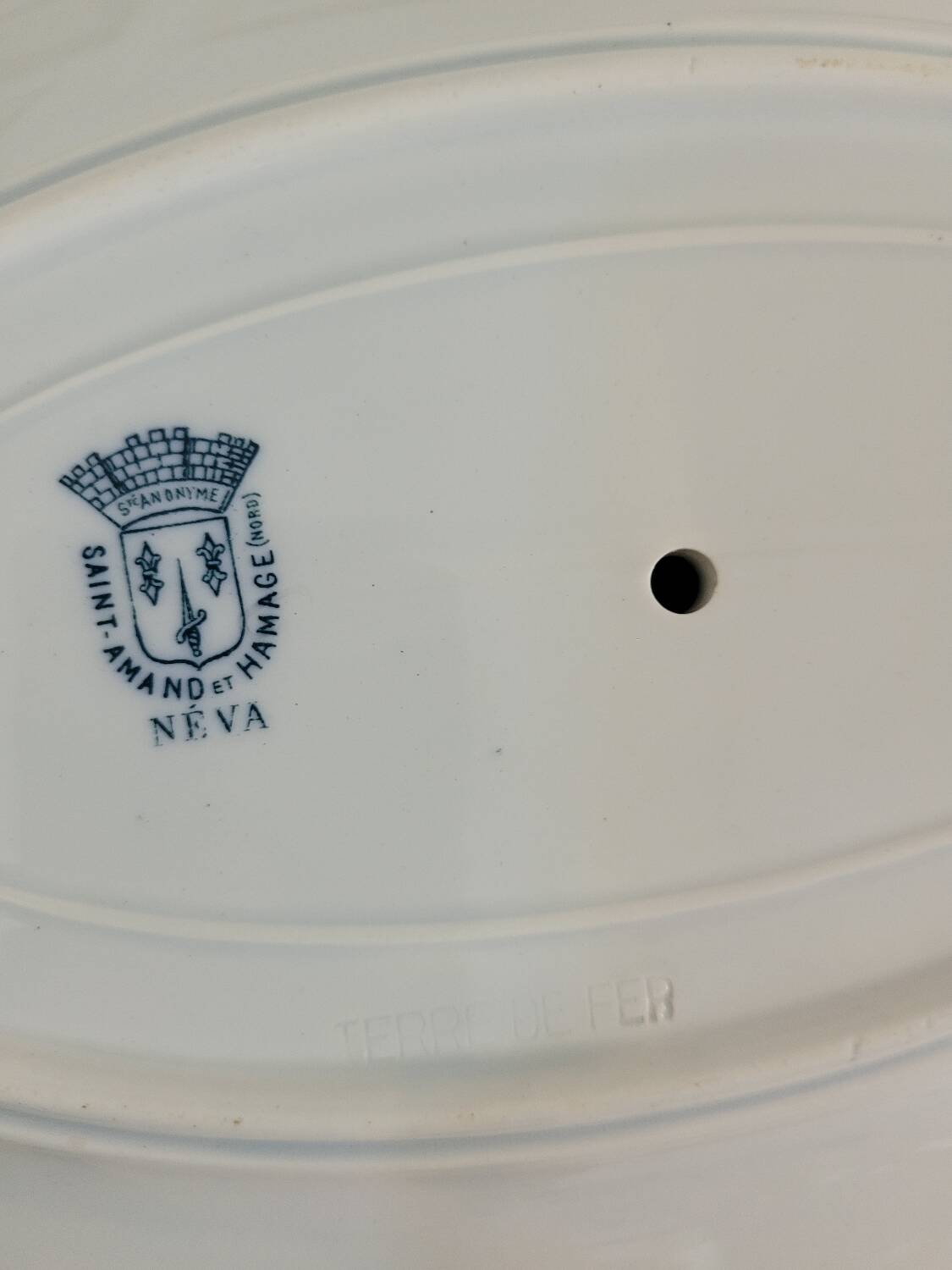 Sauceboat Ste Anonyme St Amand and Hamage