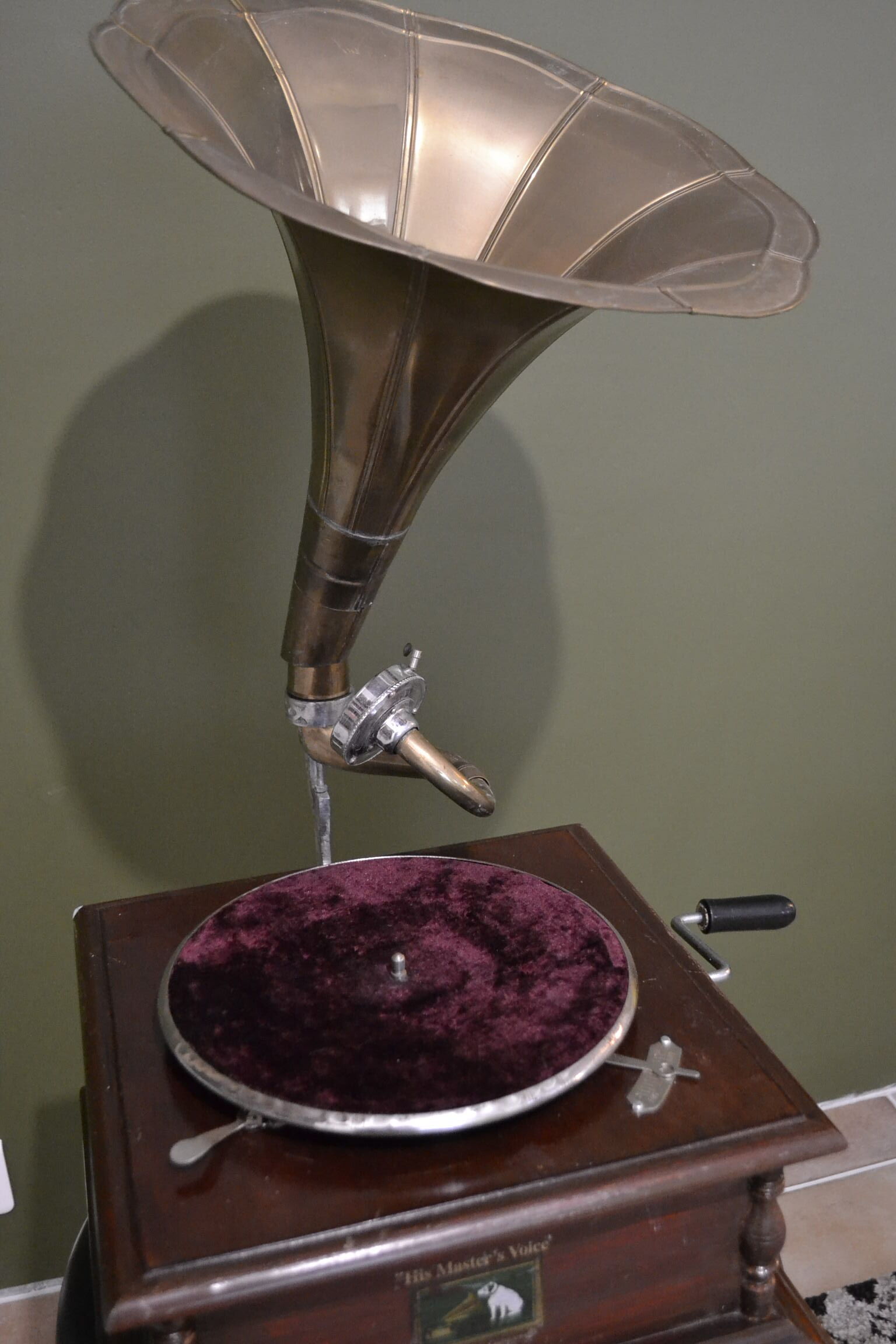 Gramophone "la voix de son maitre"