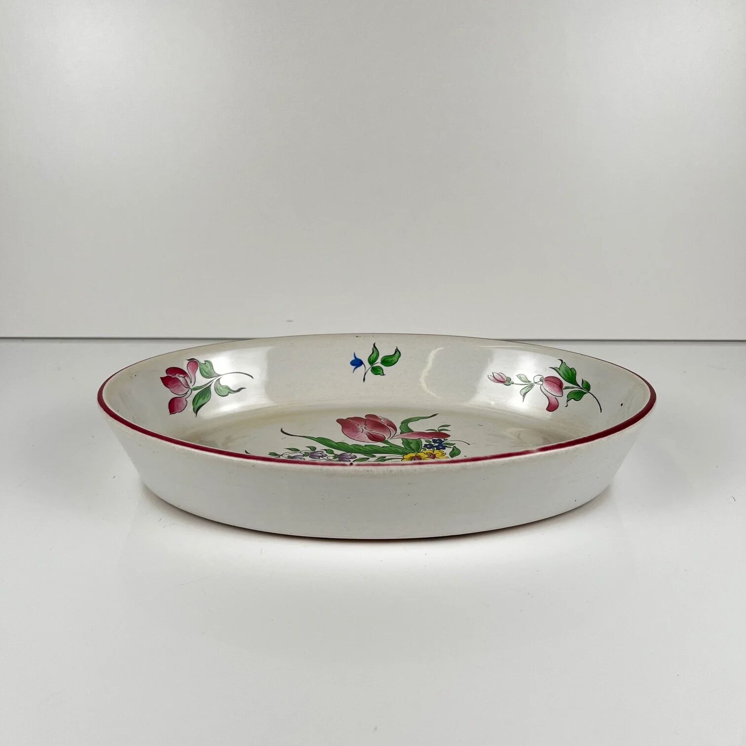 Culinary dish (for oven), Réverbère model by KG Lunéville, tulip pattern.