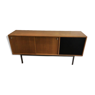 Sideboard with double sliding doors and bar on a metal base