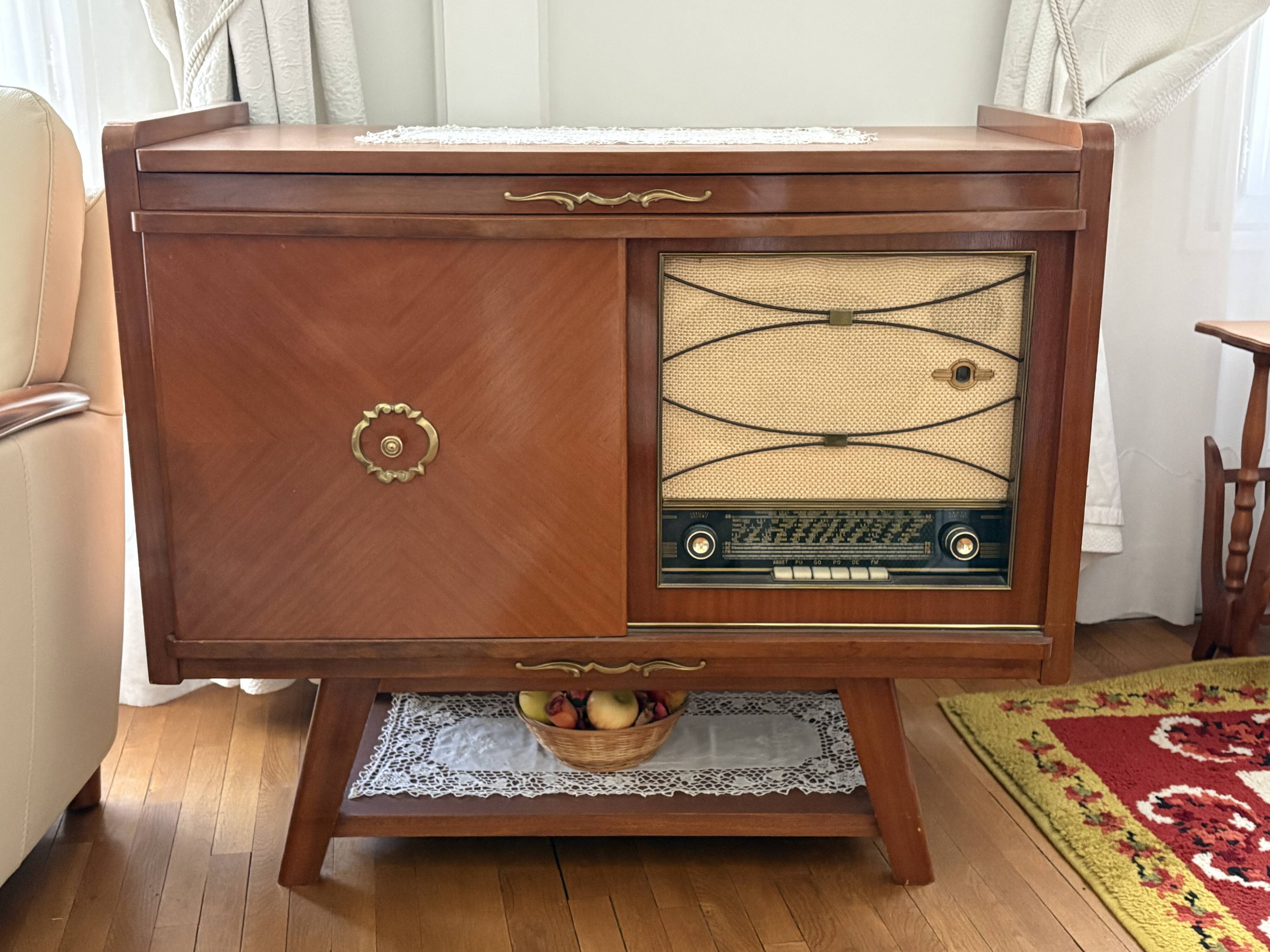 Meuble de télévision vintage