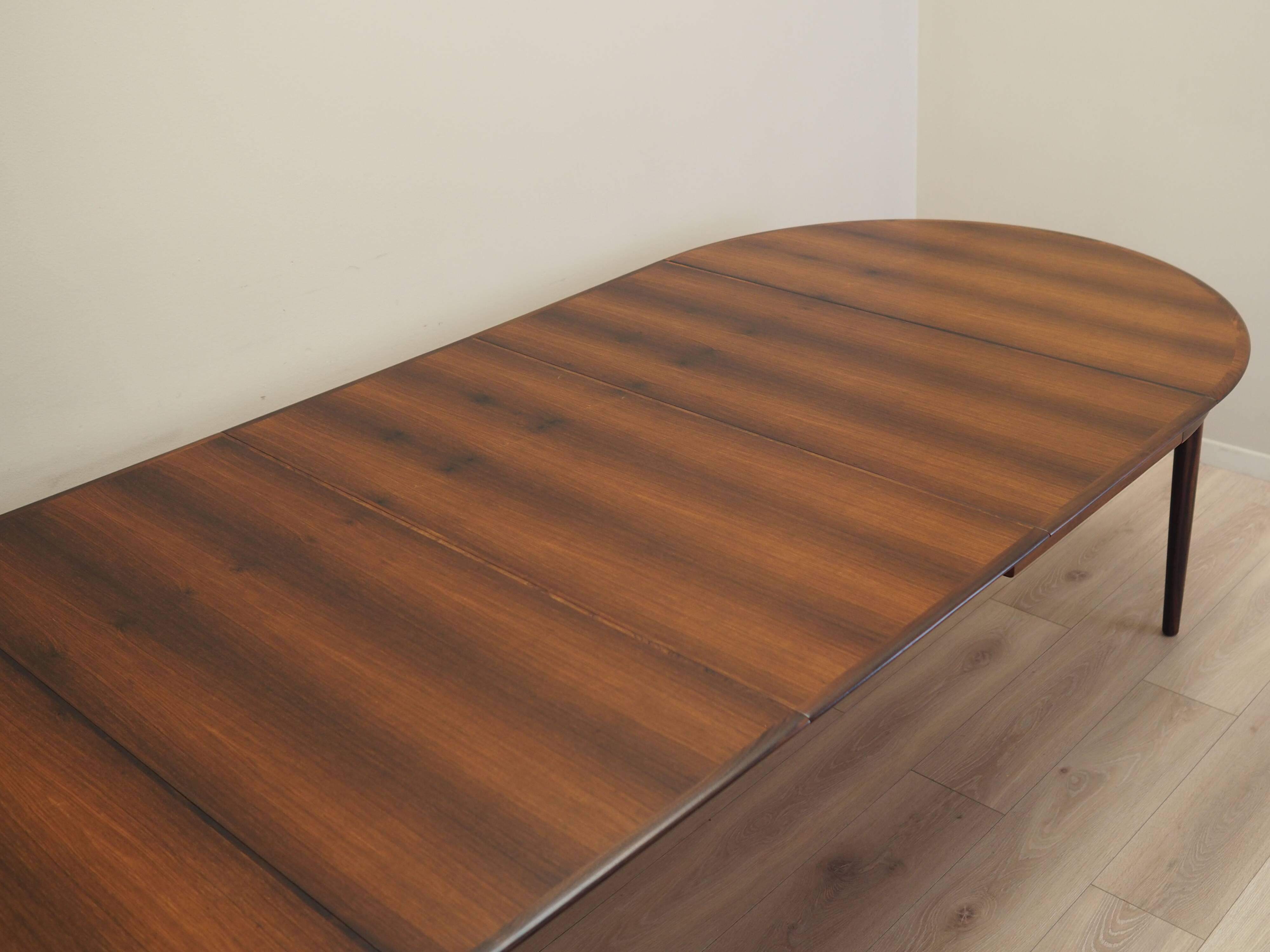 Round rosewood table, Danish design, 1970s, production: Skovby Møbelfabrik