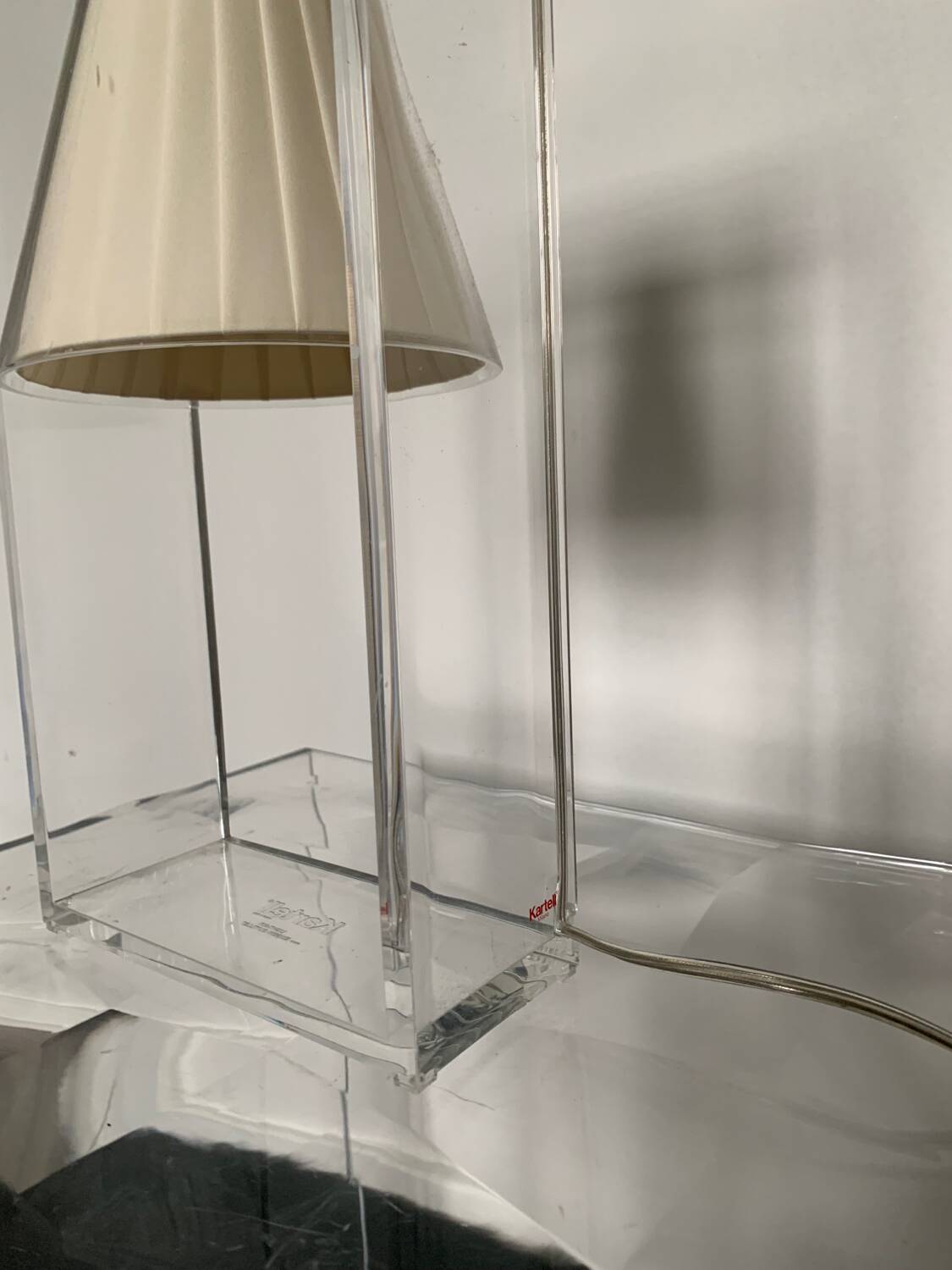 Light air karetll table lamp