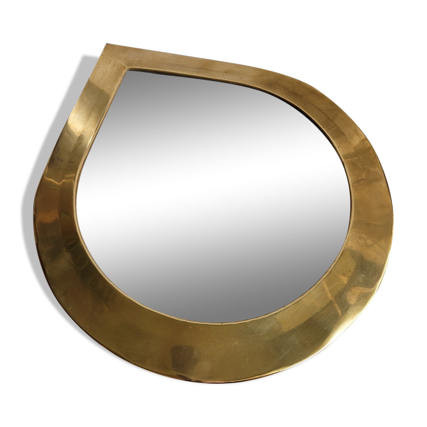 Mirror edge brass drop shape