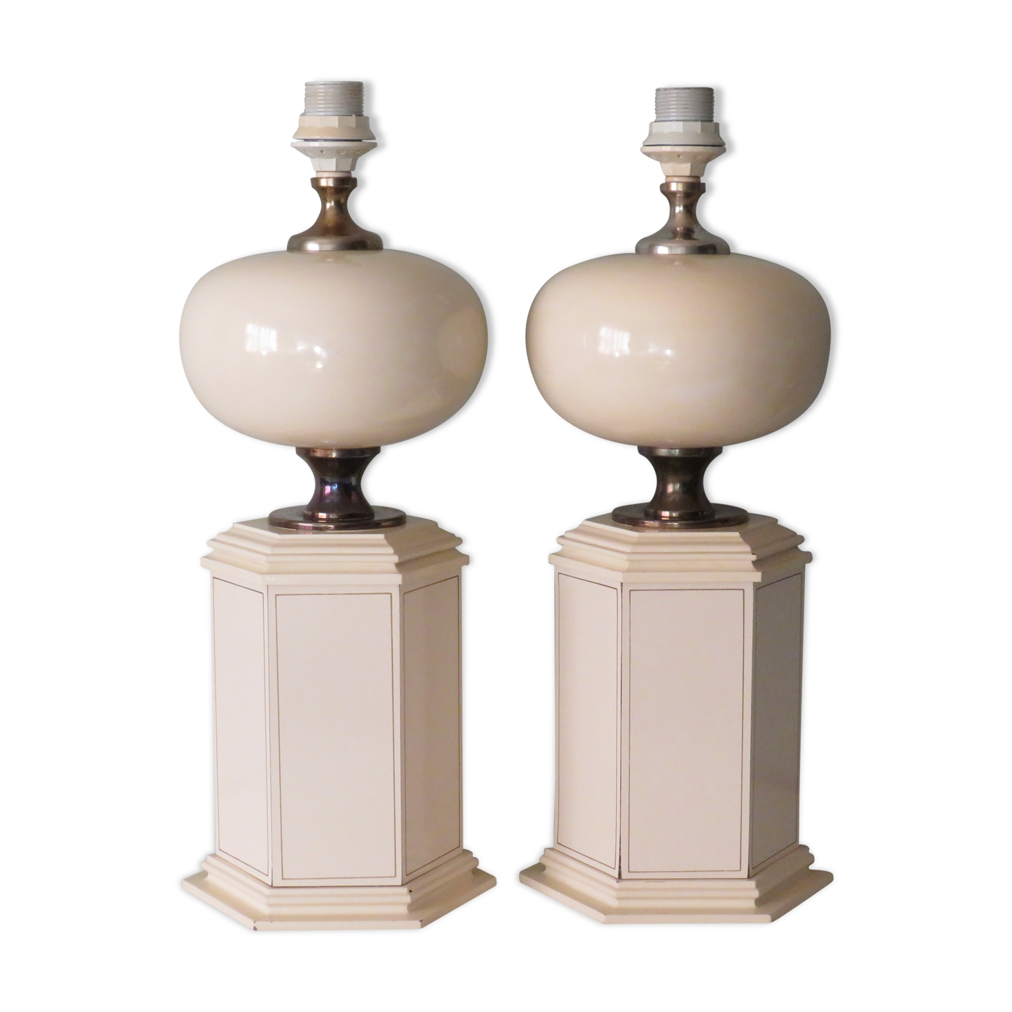 Suite of 2 table lamps from maison Le Dauphin, France 1960-1970