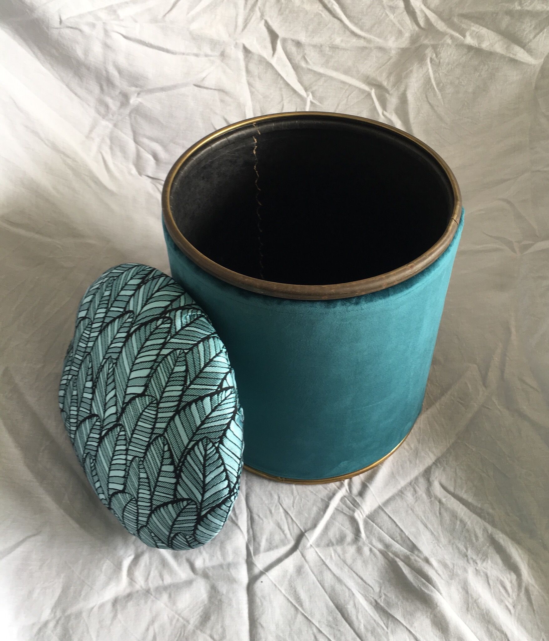 Poof vintage chest storage